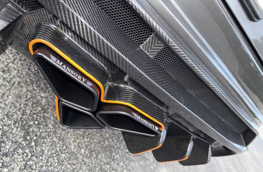 Lamborghini Urus Mansory carbon exhaust tips