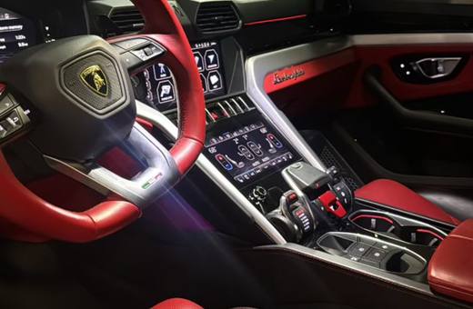 Lamborghini Urus red leather front seats and console