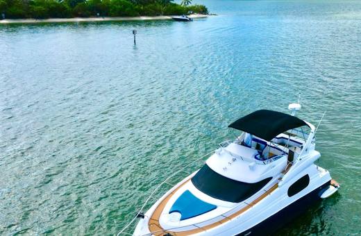 45-ft Larson 6