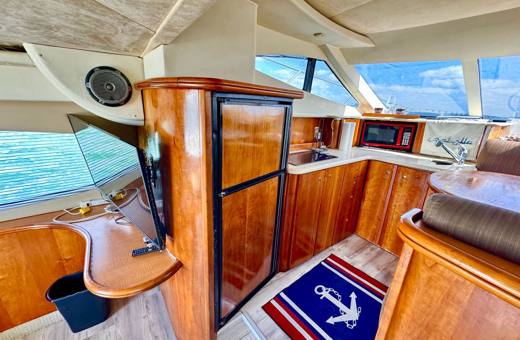 45-ft Larson 10